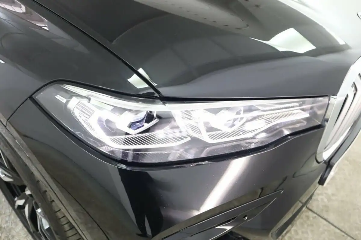 2022-bmw-x7-30td-xdrive-40d-m-sport-big-69