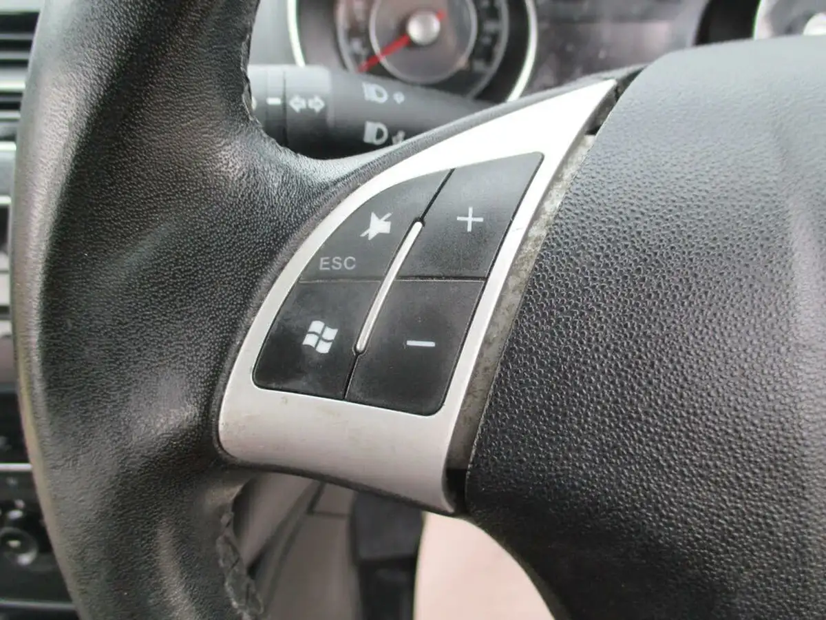 2010-fiat-punto-evo-14-dynamic-8v-ss-5d-big-30