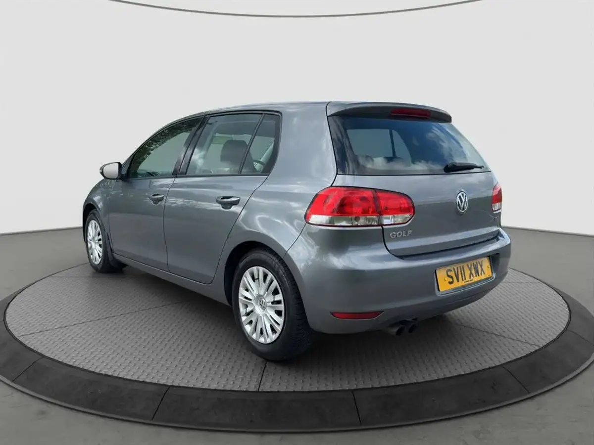 2011-volkswagen-golf-14-s-123bhp-5d-big-10