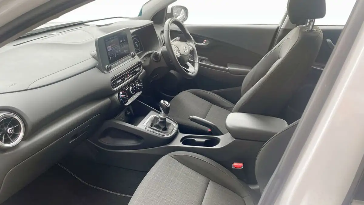 2021-hyundai-kona-10-t-gdi-se-connect-big-20
