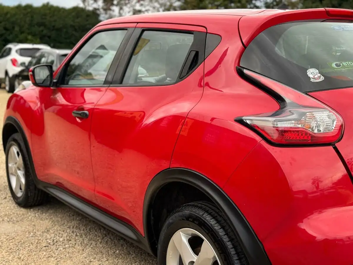 2015-nissan-juke-16-visia-big-21