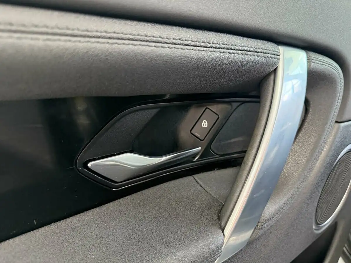 2021-land-rover-discovery-sport-20-d200-s-big-18