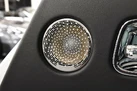 2017-rolls-royce-wraith-66-no-trim-small-31