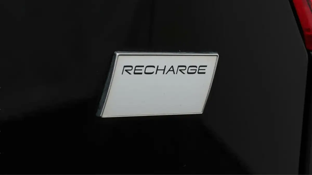 2023-volvo-xc40-e-recharge-core-228bhp-big-22