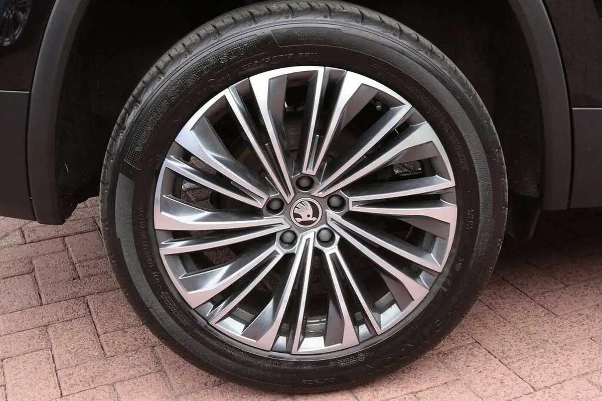 2023-skoda-kodiaq-15-tsi-se-l-executive-dsg-big-4