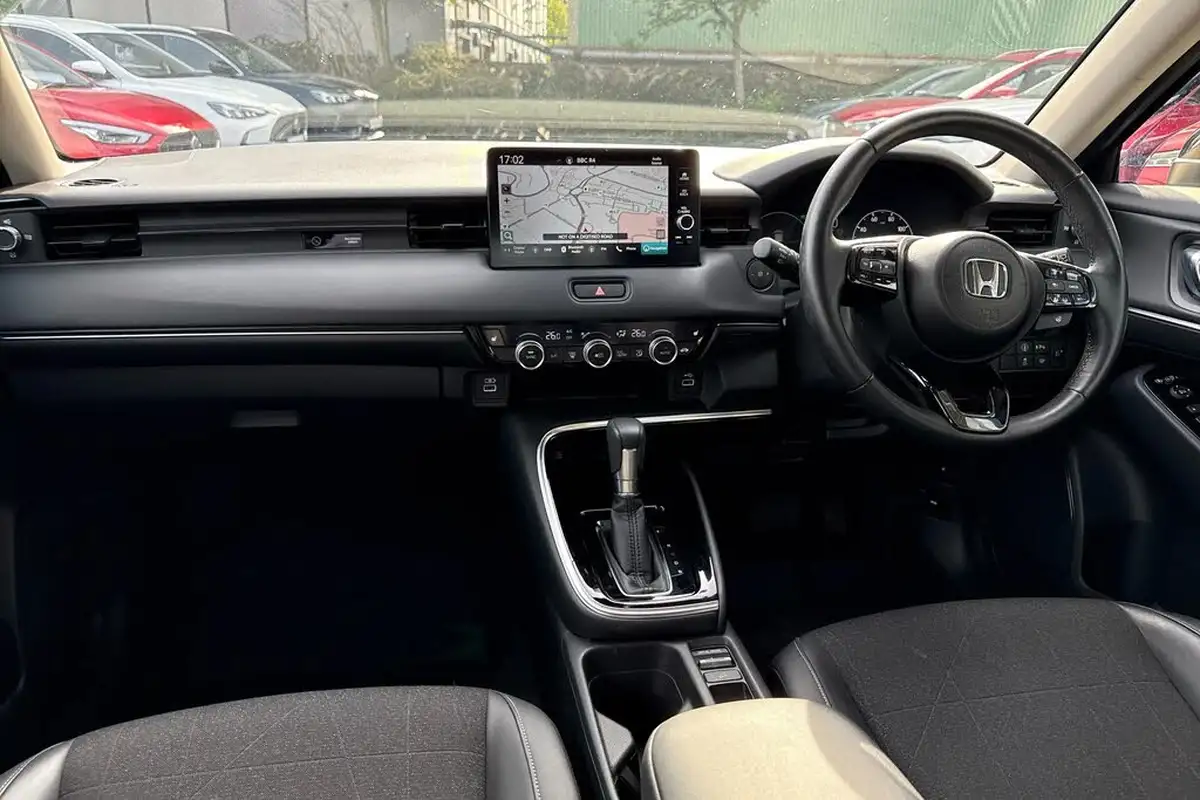 2022-honda-hr-v-15-i-mmd-advance-big-3