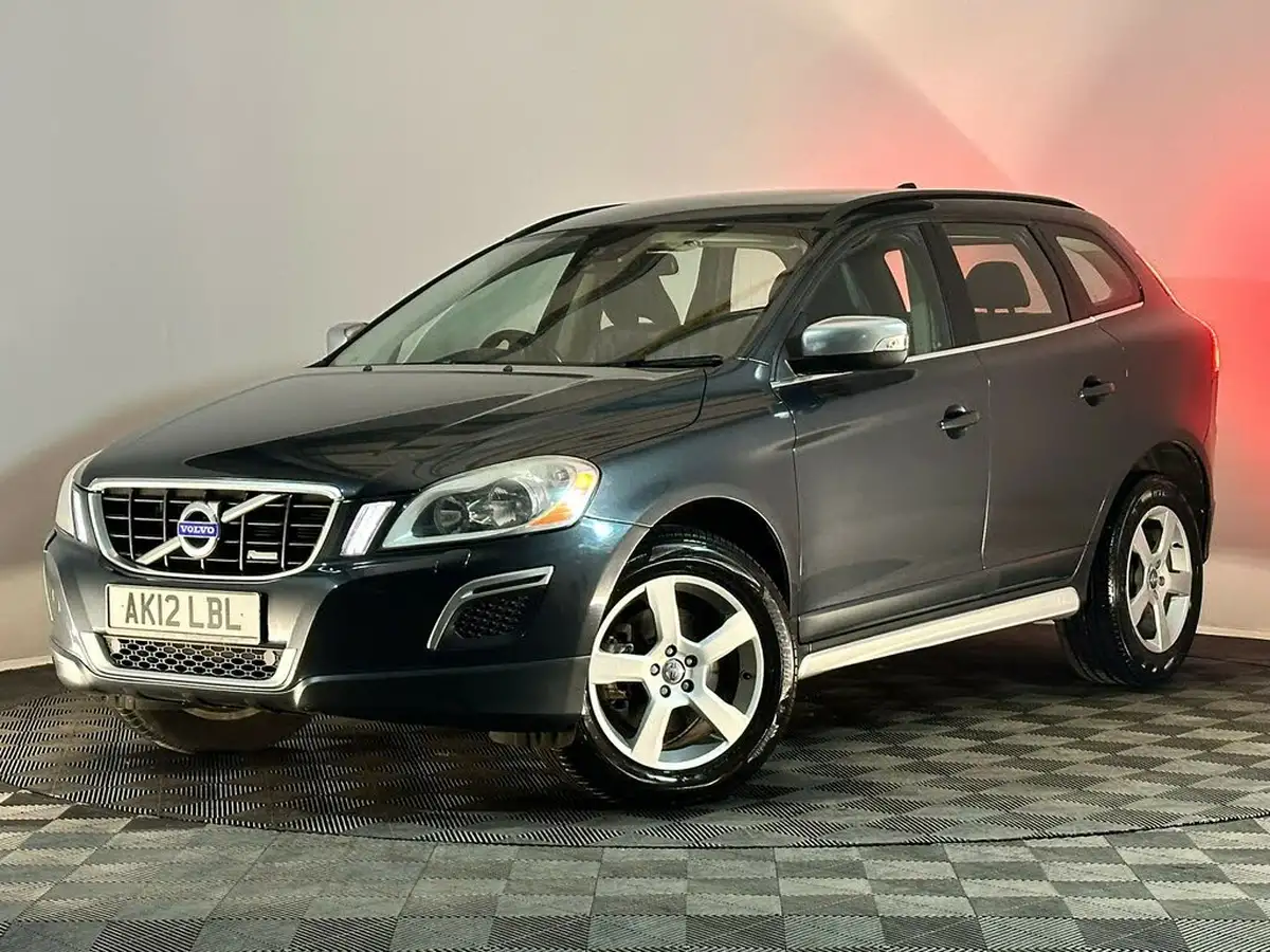 2012-volvo-xc60-24td-d5-r-design-215bhp-geartronic-big-2