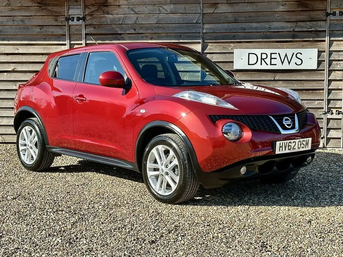 2012-nissan-juke-16-acenta-premium-16v-1598cc-big-2