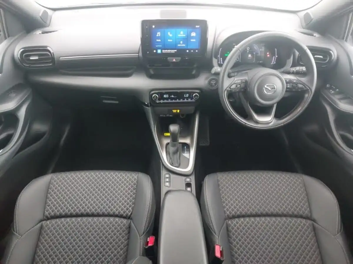 2024-mazda-mazda2-15-homura-big-2
