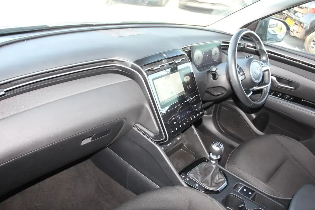 2022-hyundai-tucson-16-t-gdi-premium-150ps-big-11