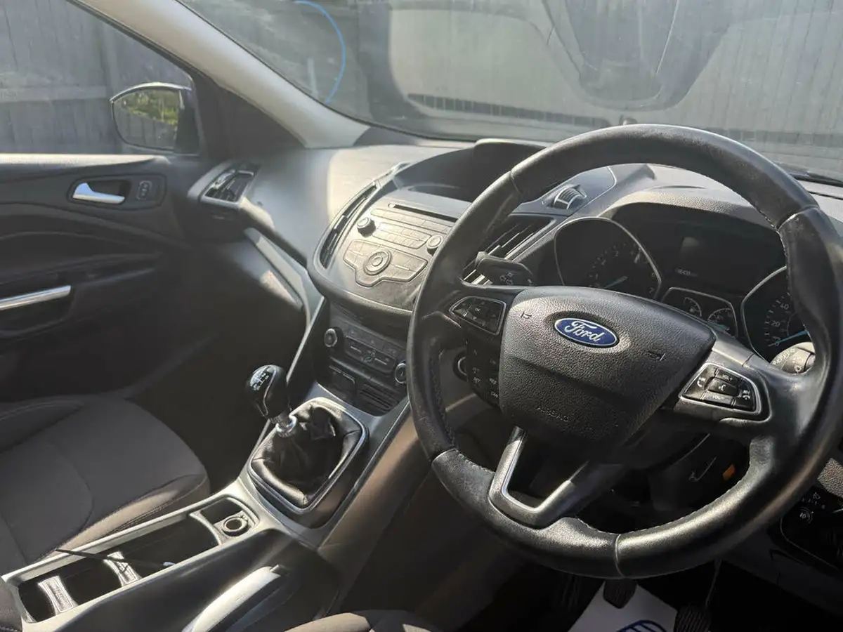 2017-ford-kuga-15t-zetec-150ps-big-38