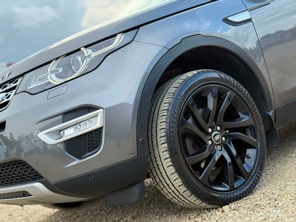 2015-land-rover-discovery-sport-22td-hse-luxury-auto-big-31