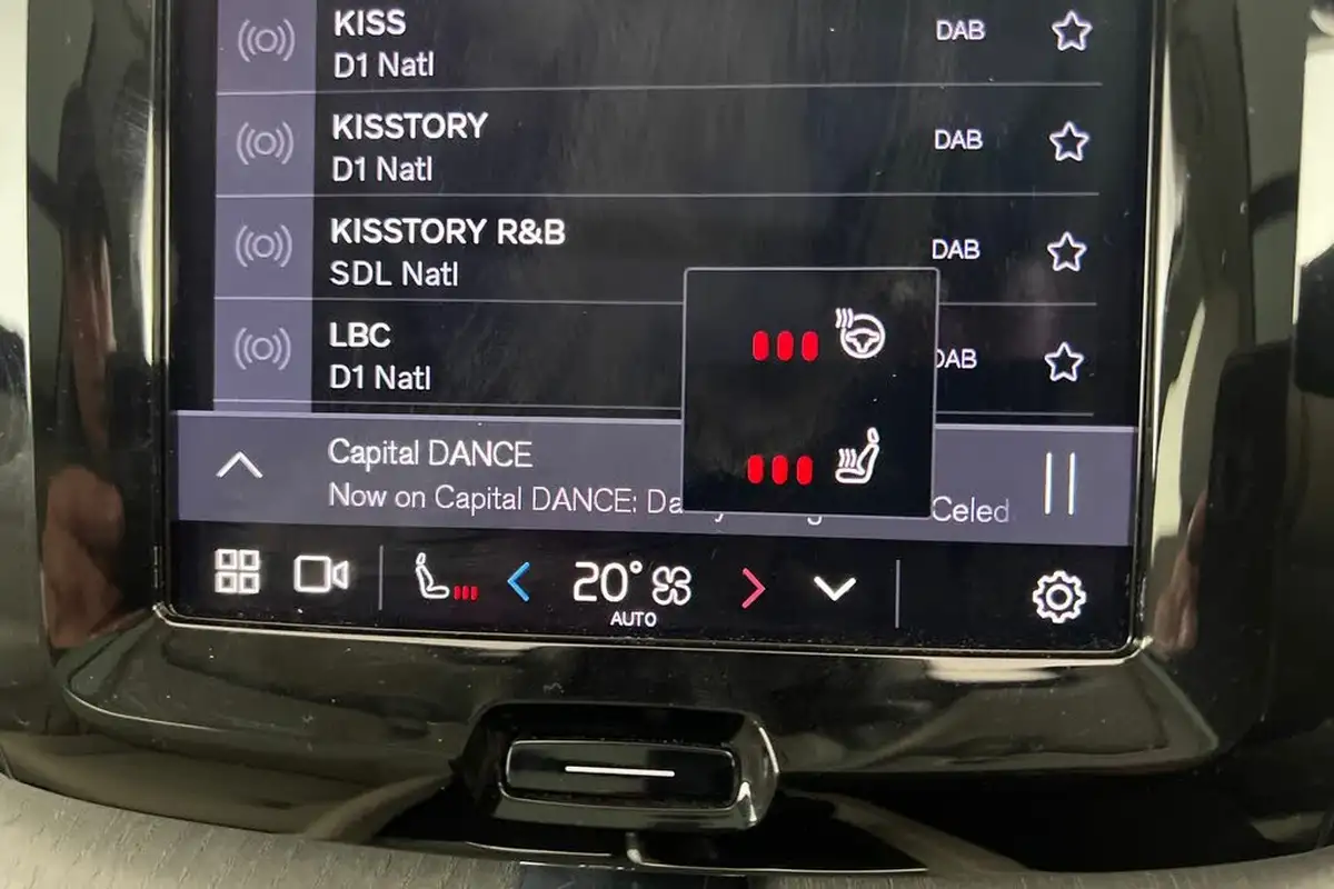 2024-volvo-xc60-20-b5-plus-big-33