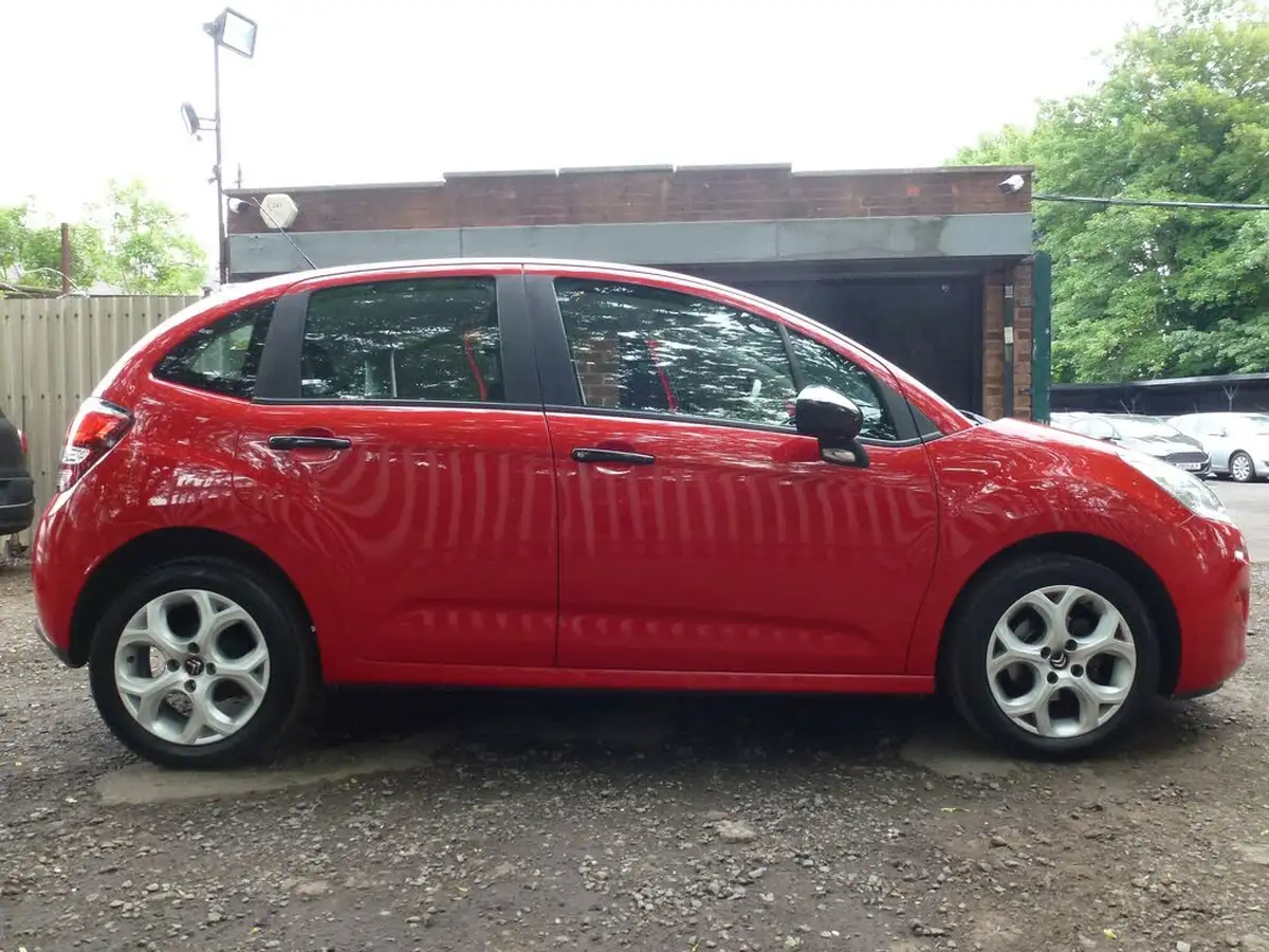 2016-citroen-c3-10-edition-big-7
