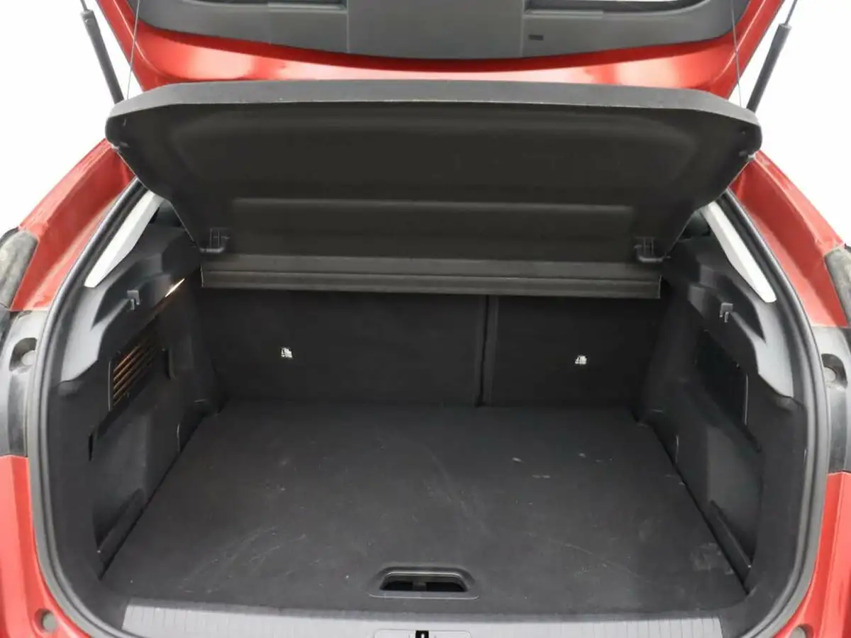 2022-citroen-c4-15bluehdi-shine-110ps-big-14