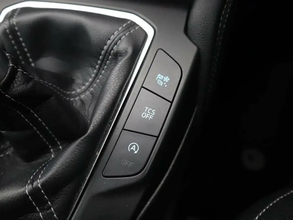 2019-ford-focus-10t-titanium-x-hatchback-big-32