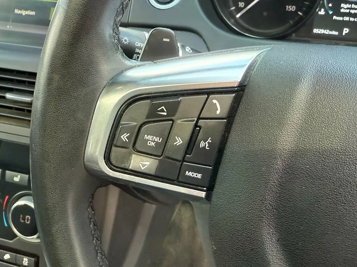 2019-land-rover-discovery-sport-20td4-landmark-big-24