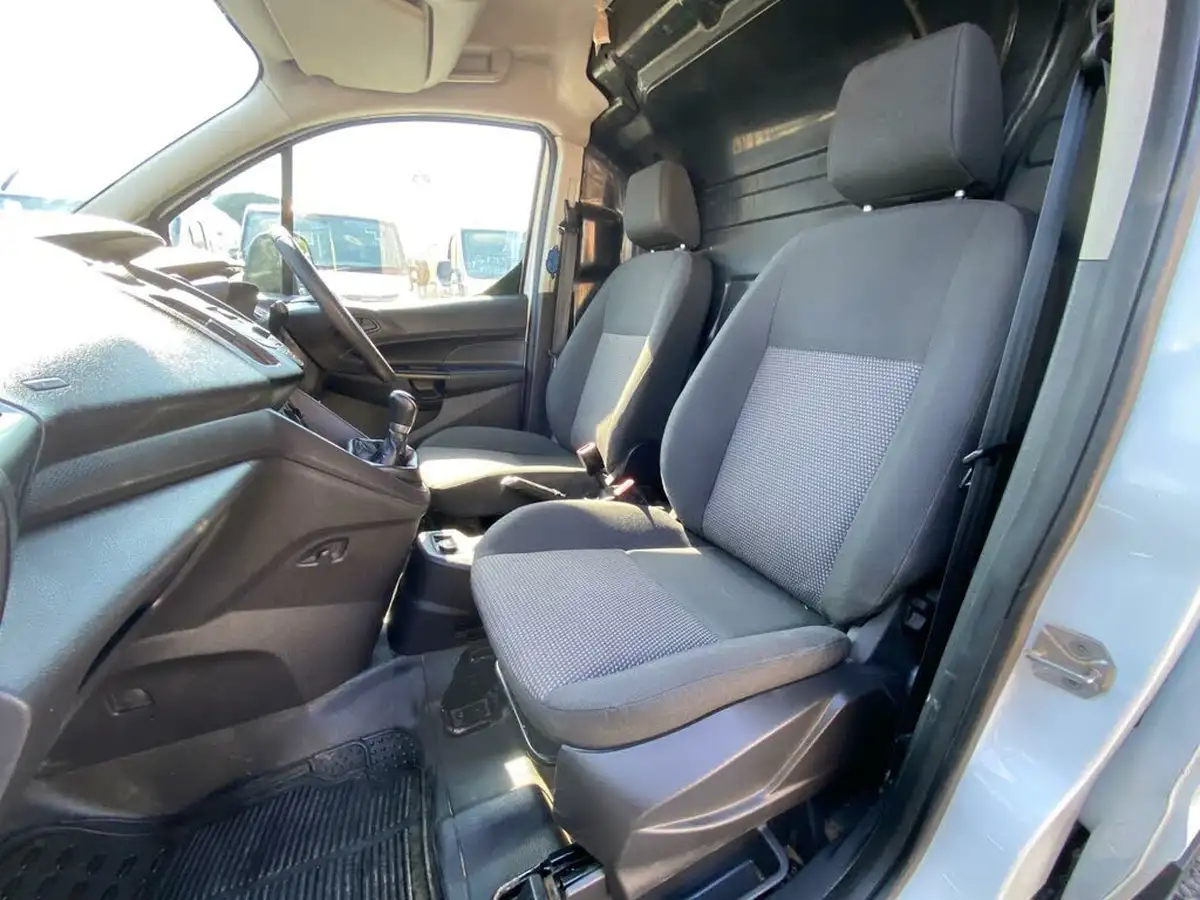 2016-ford-transit-connect-16tdci-l1-200-panel-big-45