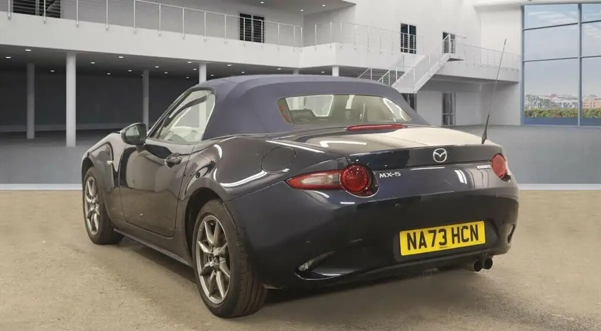 2023-mazda-mx-5-15-kizuna-big-4