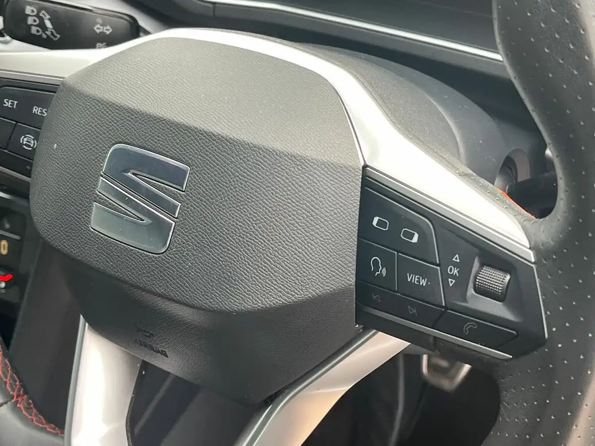 2023-seat-tarraco-15-ecotsi-fr-sport-big-26