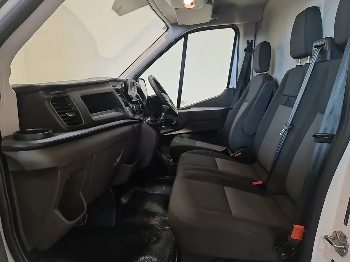 2024-ford-transit-big-16