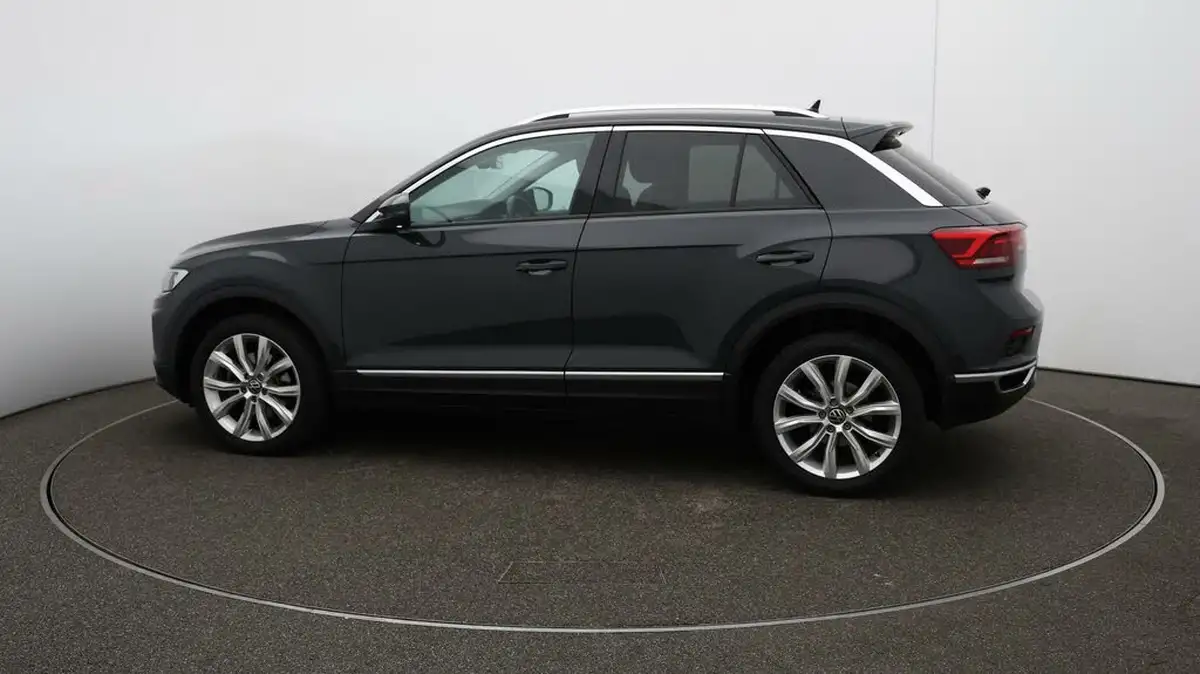2021-volkswagen-t-roc-20-tsi-sel-big-57