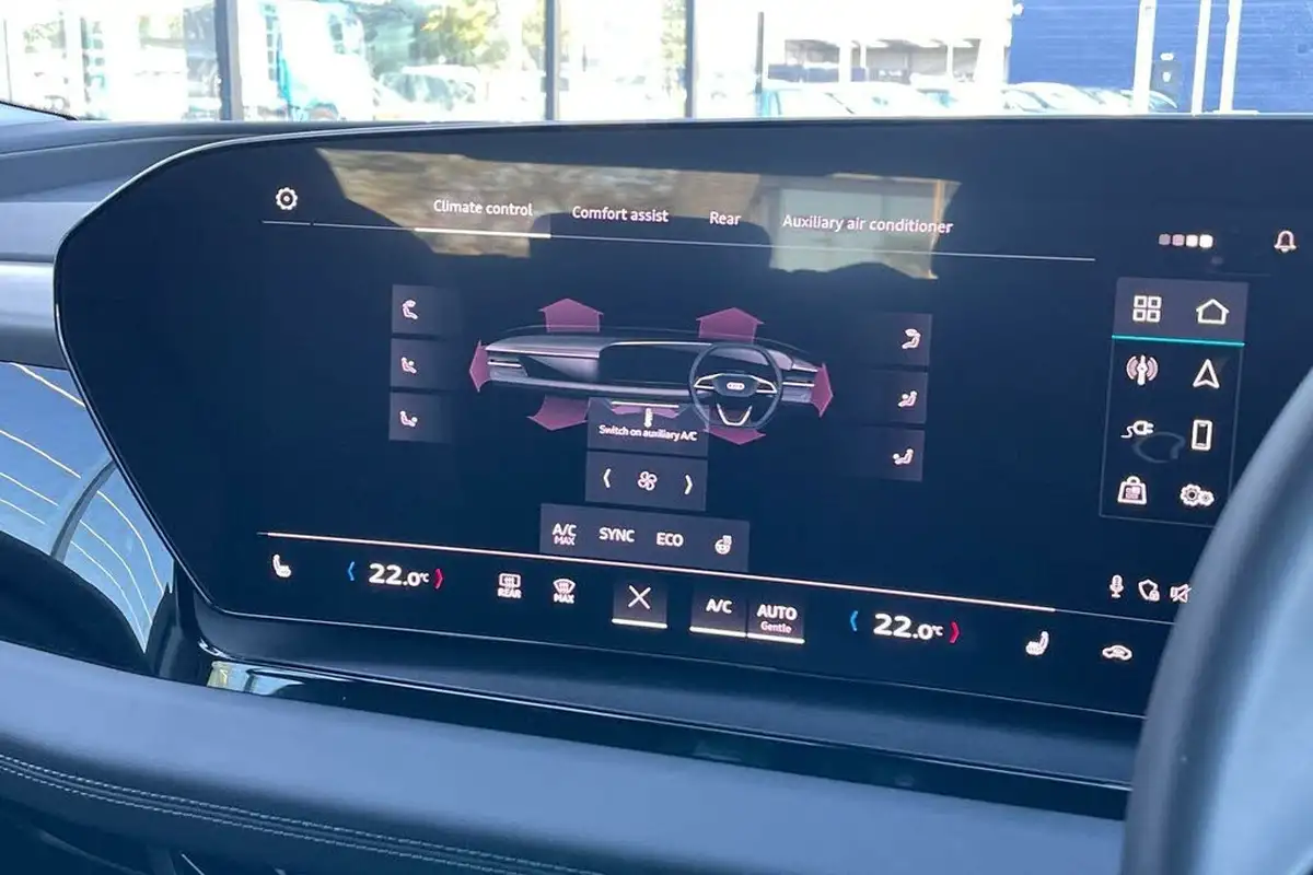 2024-audi-q6-e-tron-big-28