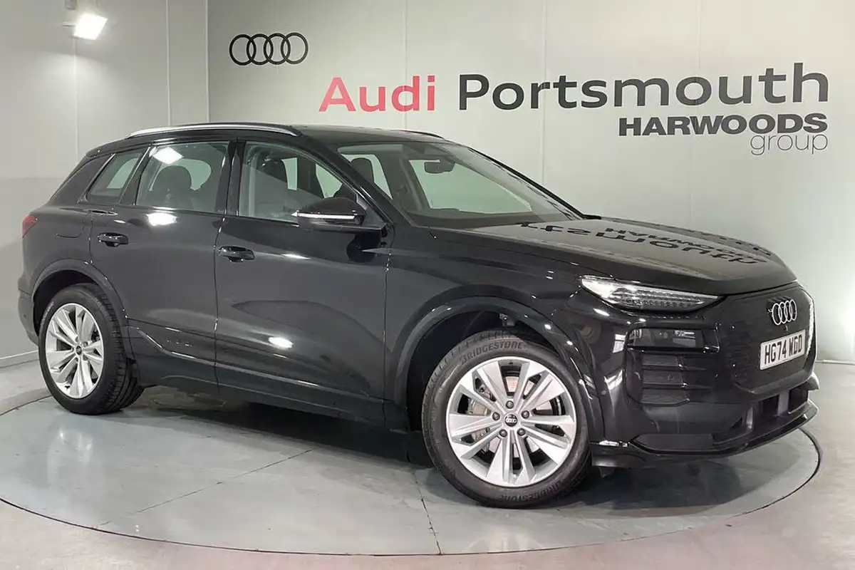 2024-audi-q6-e-tron-big-0