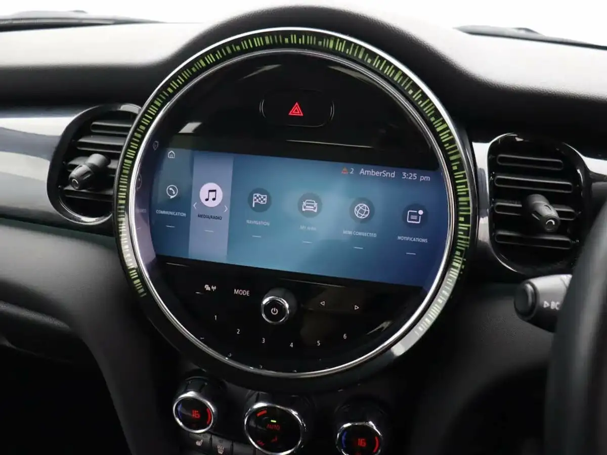 2021-mini-cooper-15-cooper-classic-hatchback-5d-auto-big-28