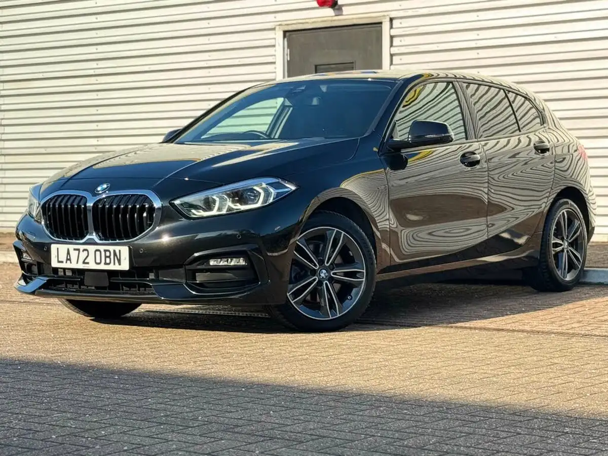 2023-bmw-1-series-15-118i-sport-dct-big-18