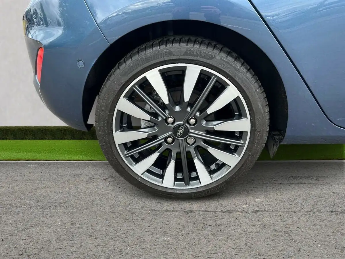 2022-ford-fiesta-10t-titanium-vignale-125ps-hybrid-mhev-powershift-big-8