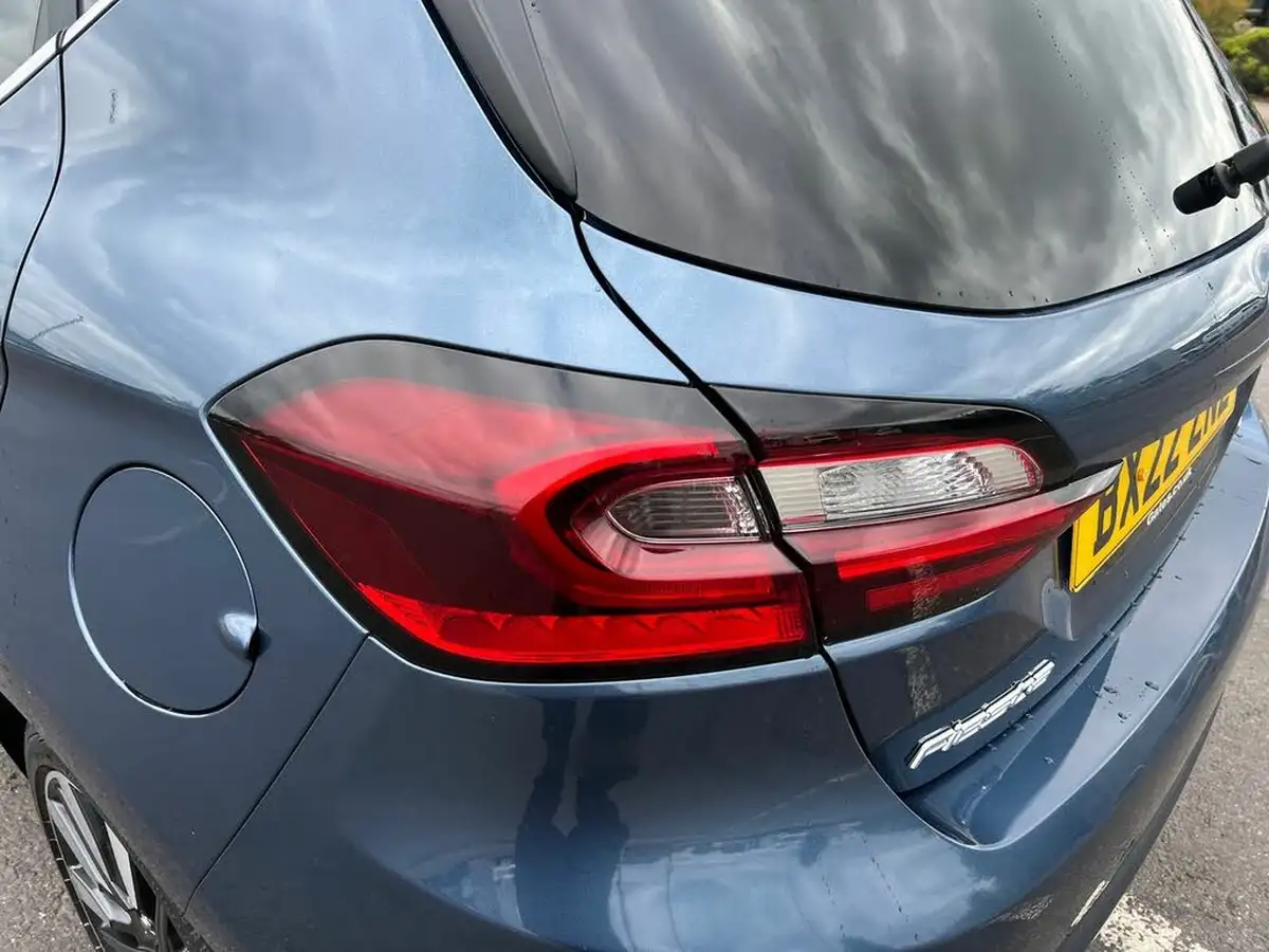 2022-ford-fiesta-10t-titanium-vignale-125ps-hybrid-mhev-powershift-big-32