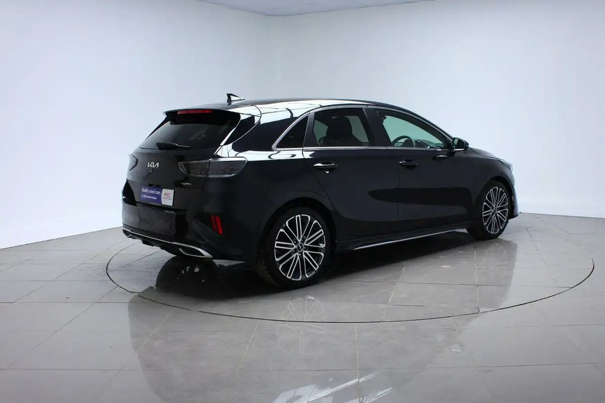2024-kia-ceed-15-t-gdi-gt-line-s-138bhp-big-5