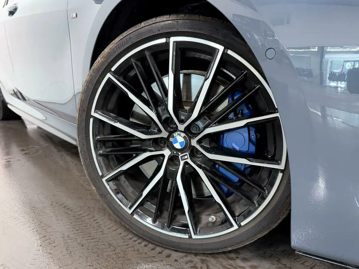 2024-bmw-1-series-20-m135i-xdrive-big-15