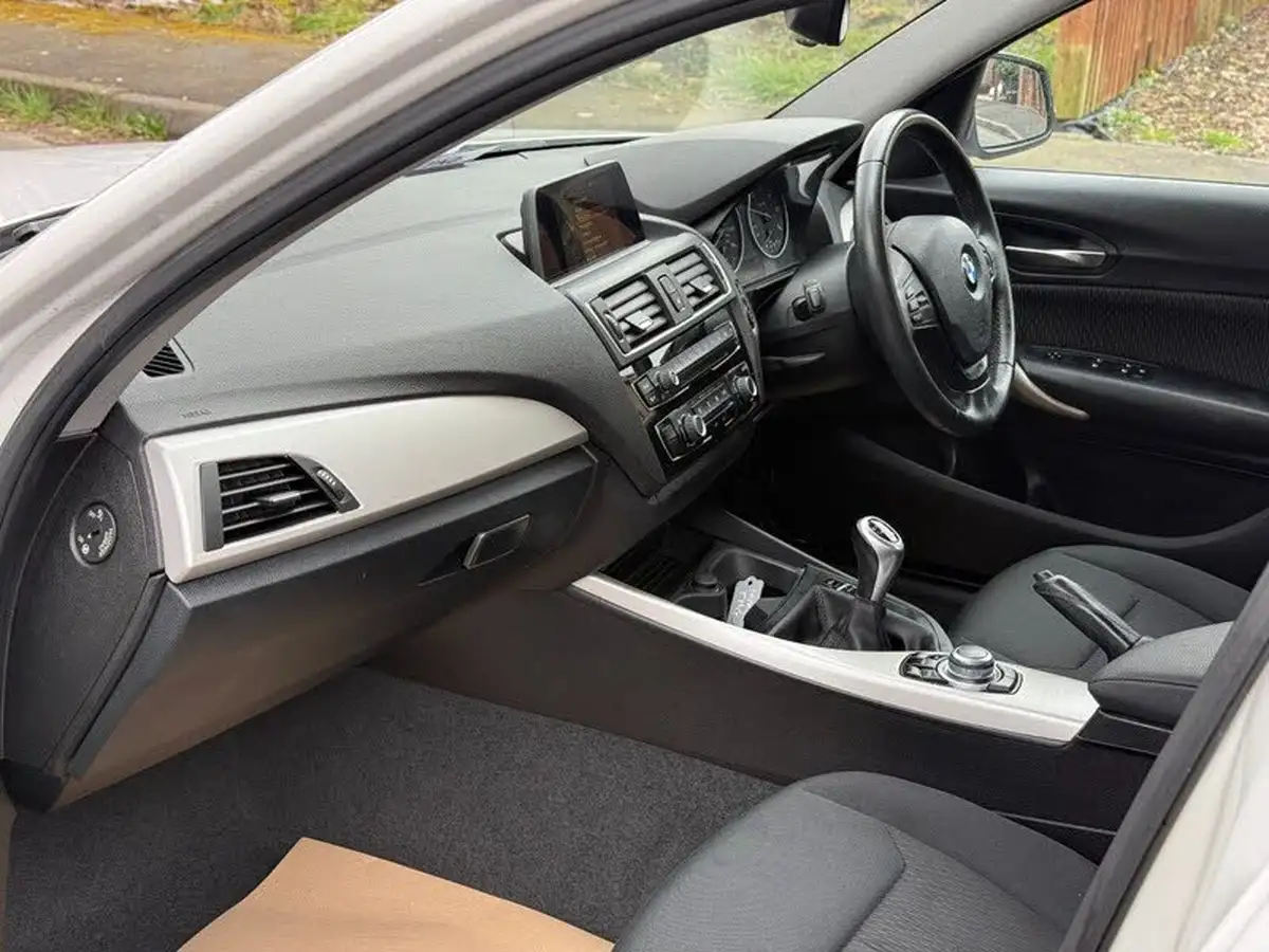 2017-bmw-1-series-15td-116d-eff-dyn-plus-5d-big-20