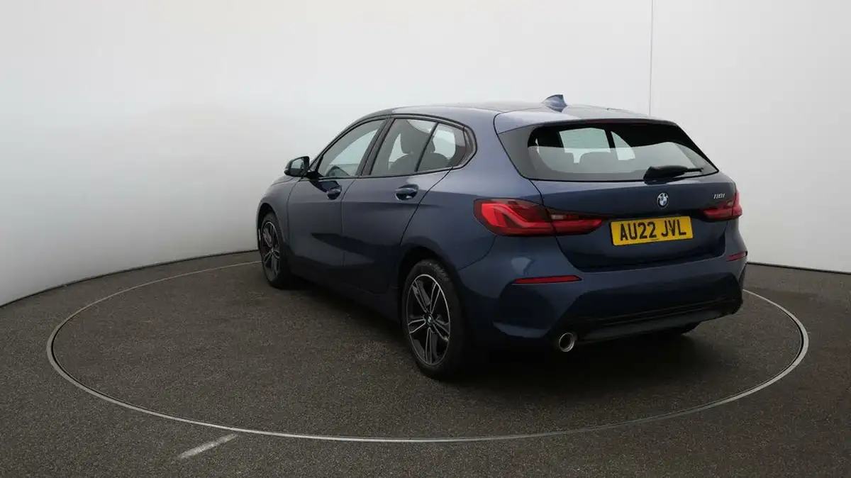 2022-bmw-1-series-15-118i-sport-big-61