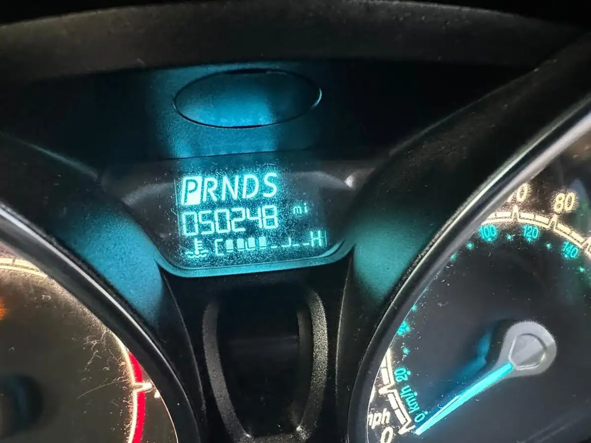 2014-ford-b-max-16-titanium-big-13