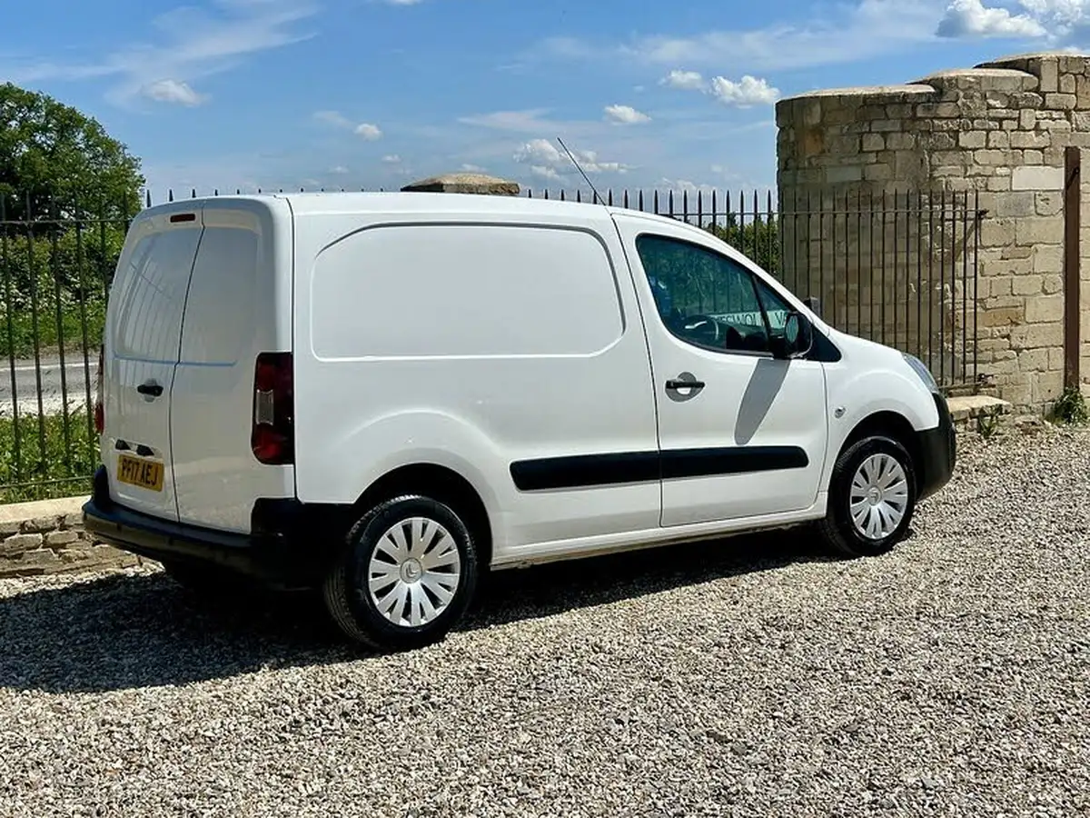 2017-citroen-berlingo-16td-l1-850-enterprise-special-edition-16bluehdi-100eu6-panel-big-7