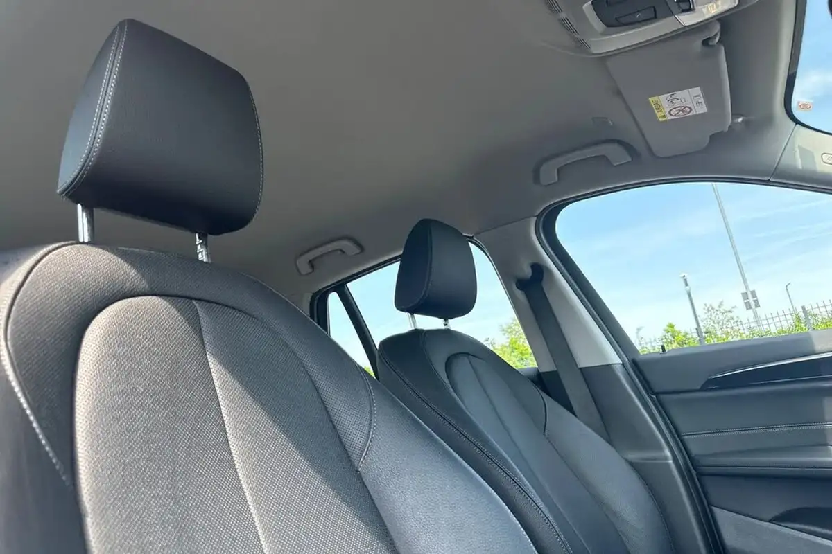 2022-bmw-x1-20td-sdrive18d-xline-sport-auto-big-23