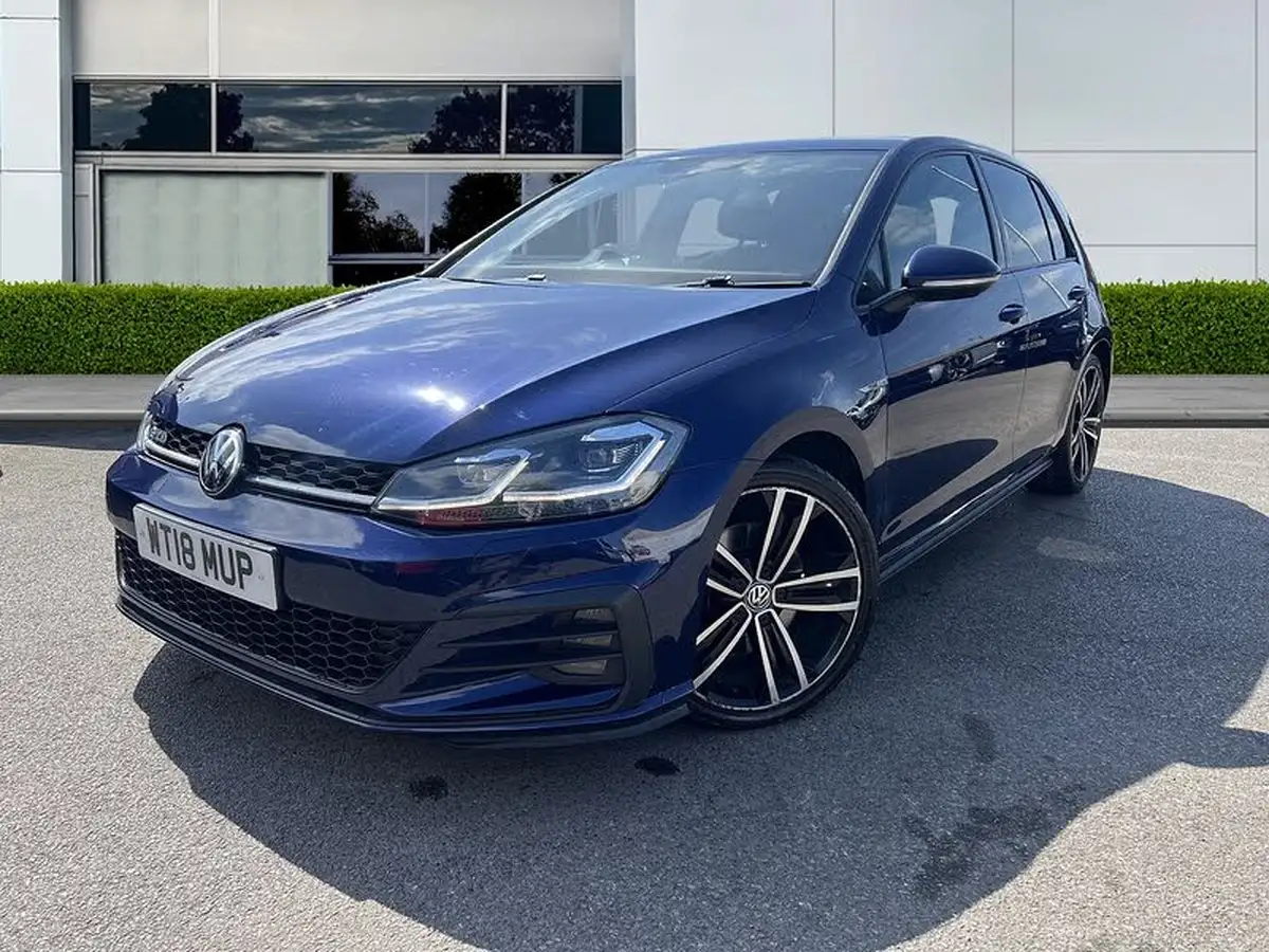 2018-volkswagen-golf-20tdi-gtd-hatchback-5d-dsg-big-2