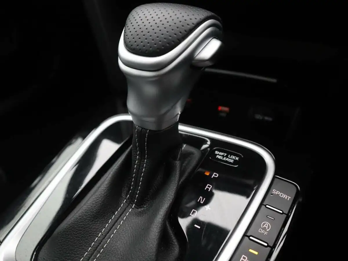 2023-kia-pro-ceed-15-t-gdi-gt-line-s-158bhp-big-28