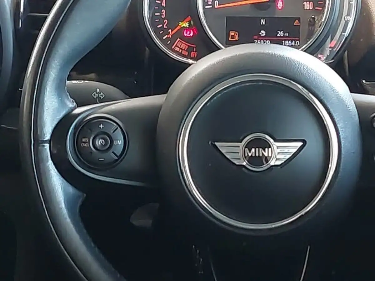 2018-mini-clubman-15-cooper-ss-big-9