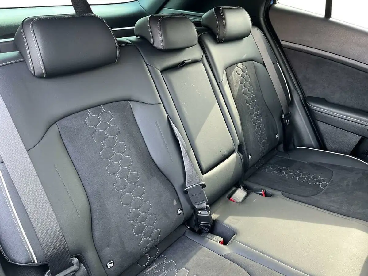 2024-kia-sportage-16-t-gdi-gt-line-207bhp-hev-auto-big-9