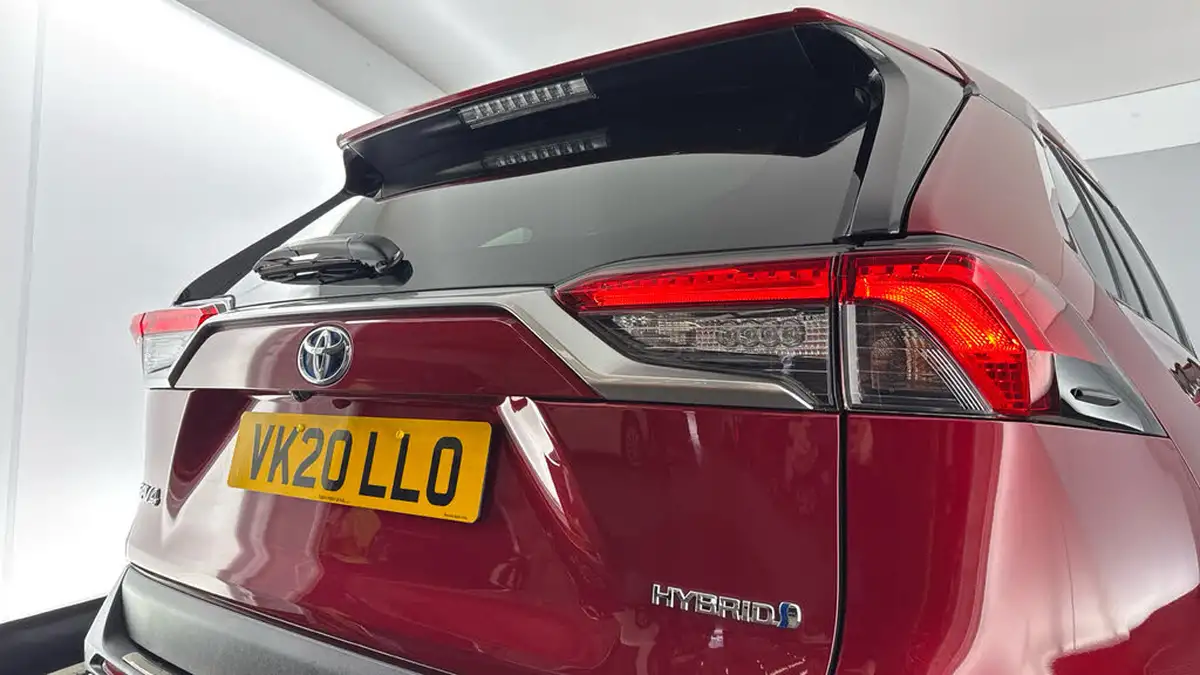 2020-toyota-rav4-25-vvt-i-design-215bhp-big-29