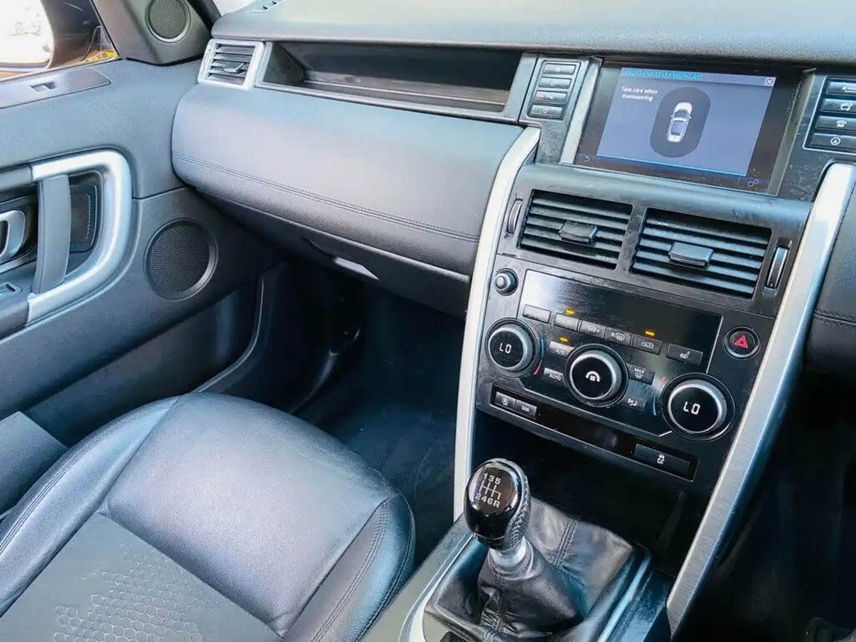 2018-land-rover-discovery-sport-20ed4-se-tech-152ps-big-25