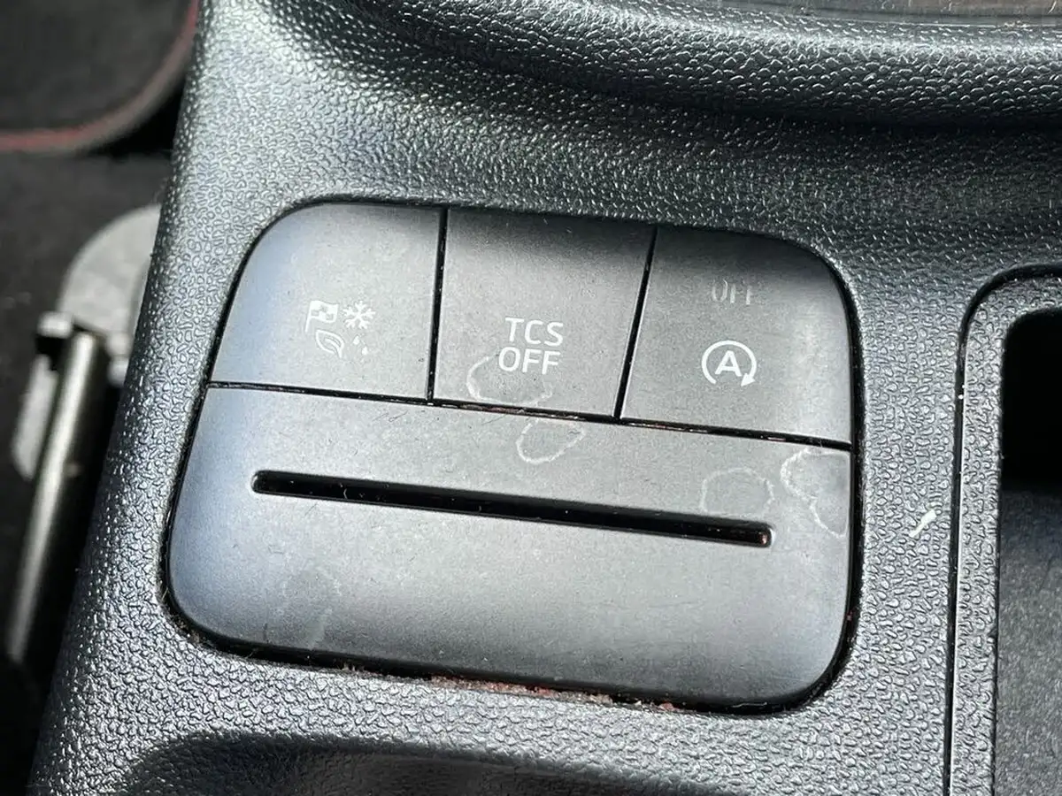 2020-ford-fiesta-10t-st-line-x-edition-95ps-5d-big-26