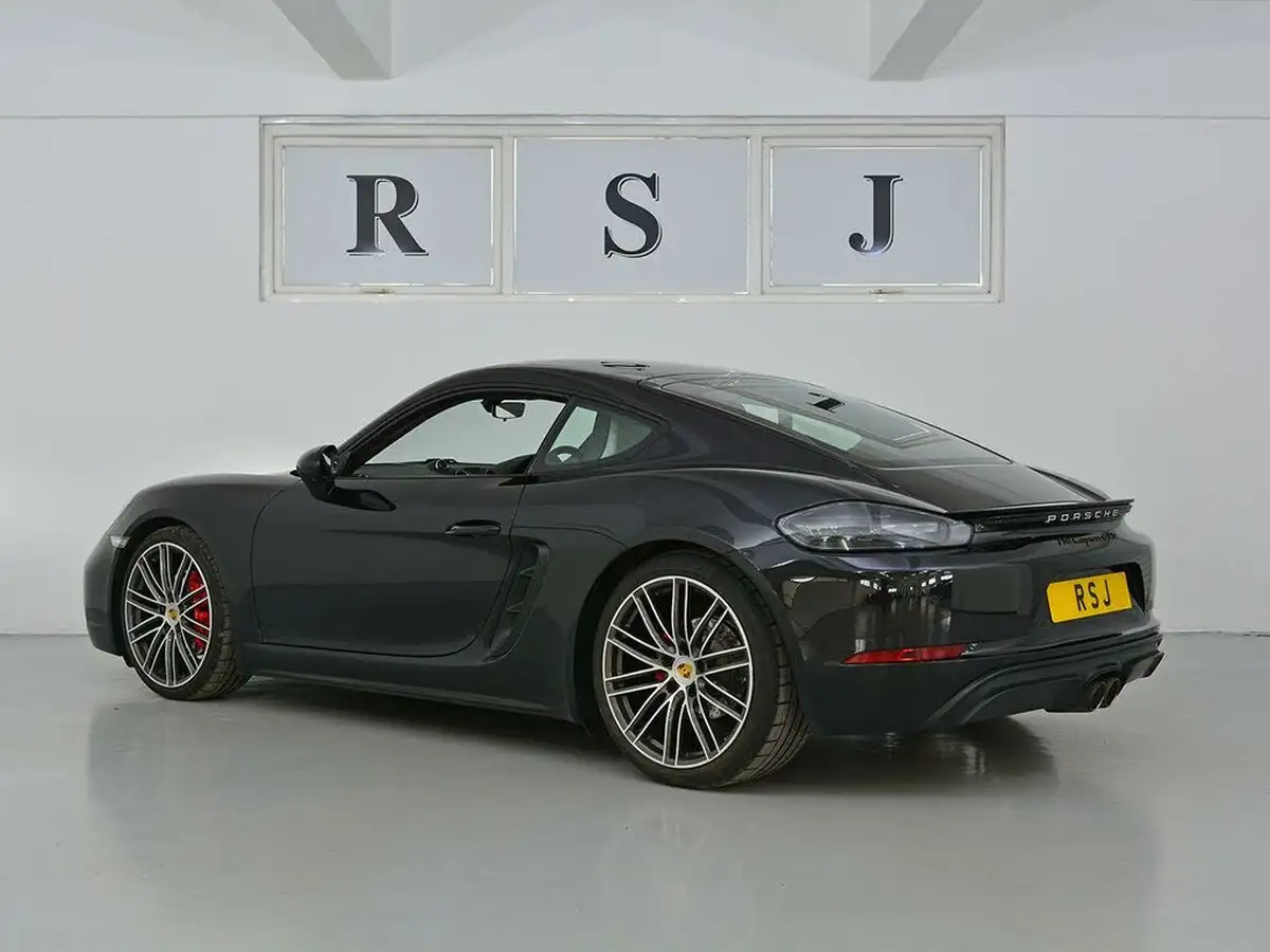 2018-porsche-cayman-718-25-cayman-gts-ss-pdk-big-4