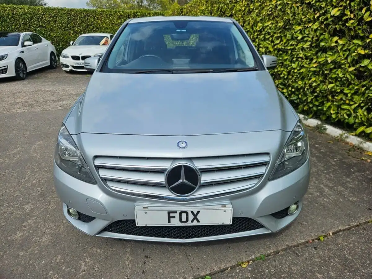 2014-mercedes-benz-b-class-15-cdi-b180-se-15cdi-109bhp-eco-big-5