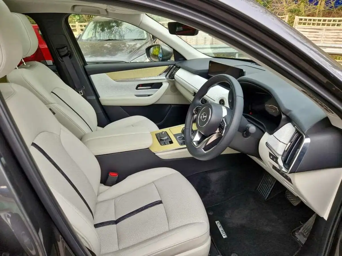 2025-mazda-cx-80-25-e-skyactiv-takumi-plus-conveniencedriver-assistancepan-sunroof-big-15