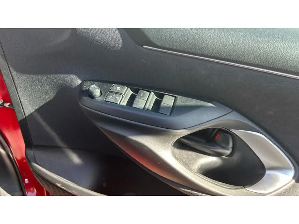 2024-toyota-yaris-15-vvt-i-icon-big-20